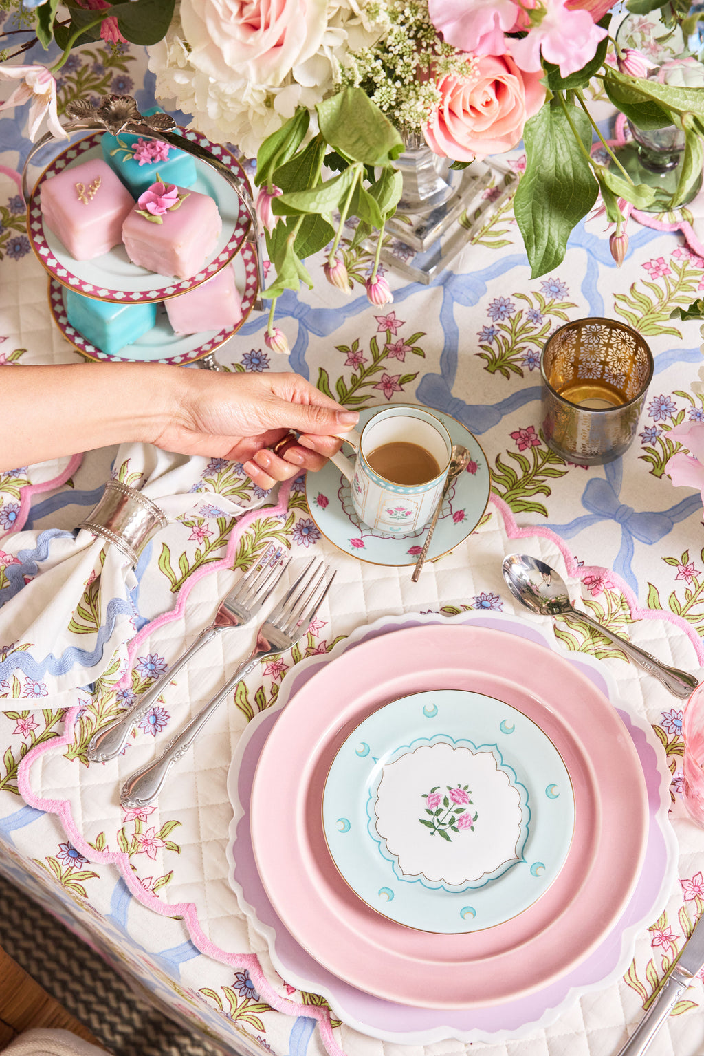 Gardenia Tablecloth