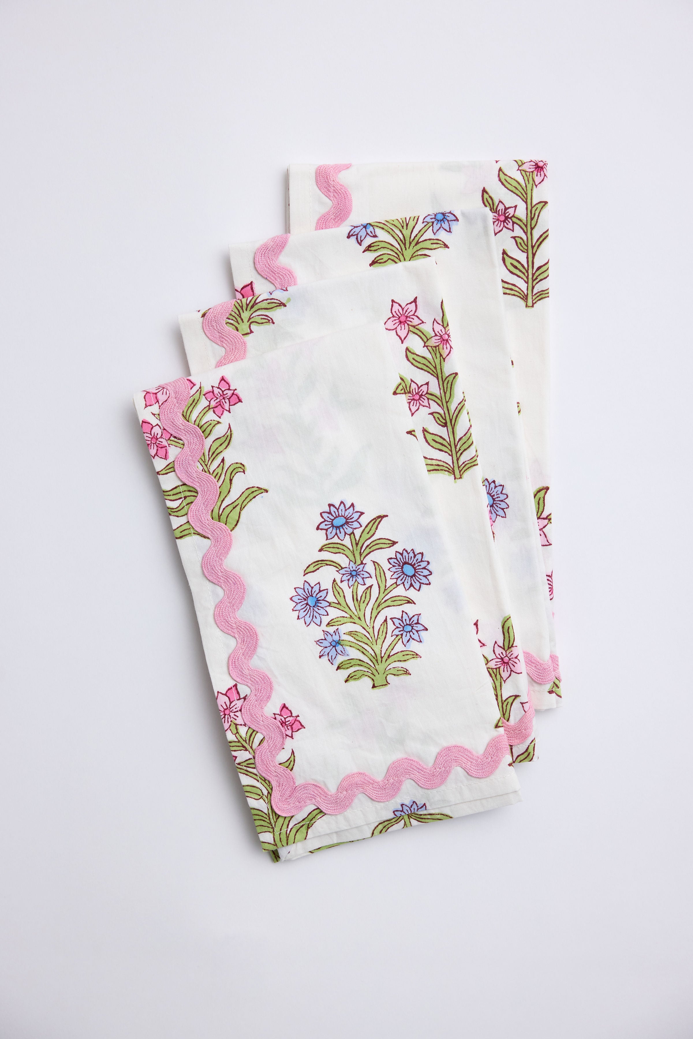 Gardenia Blush Napkin with Ric Rac Lace (Set of 4)