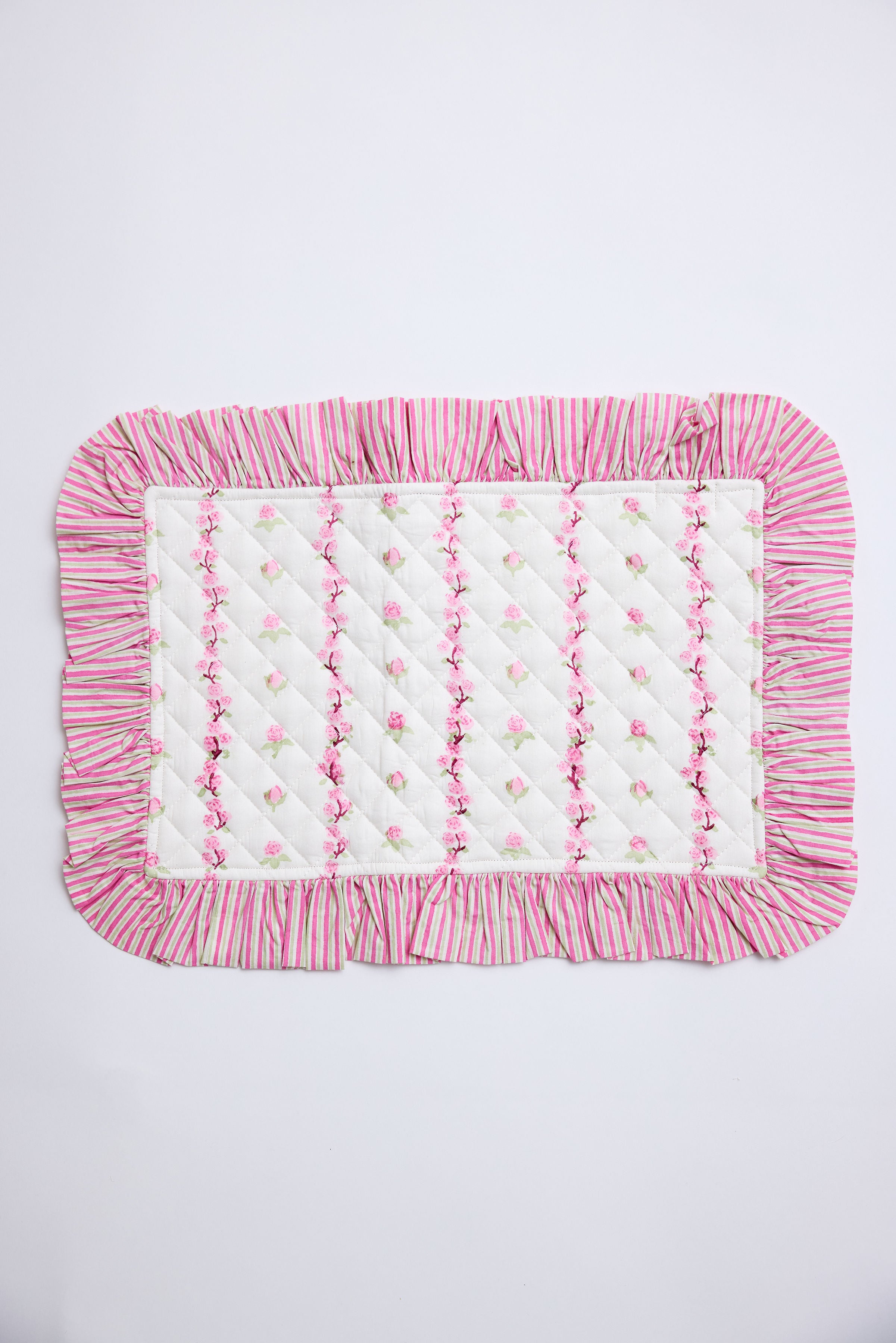 Rose Cottage Quilted Placemat with Ruffles (Set of 4)